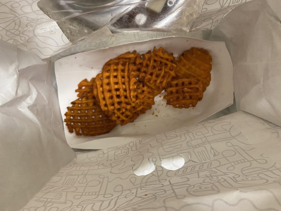 How many cals in about 8oz of publix s sweet potato fries dining and