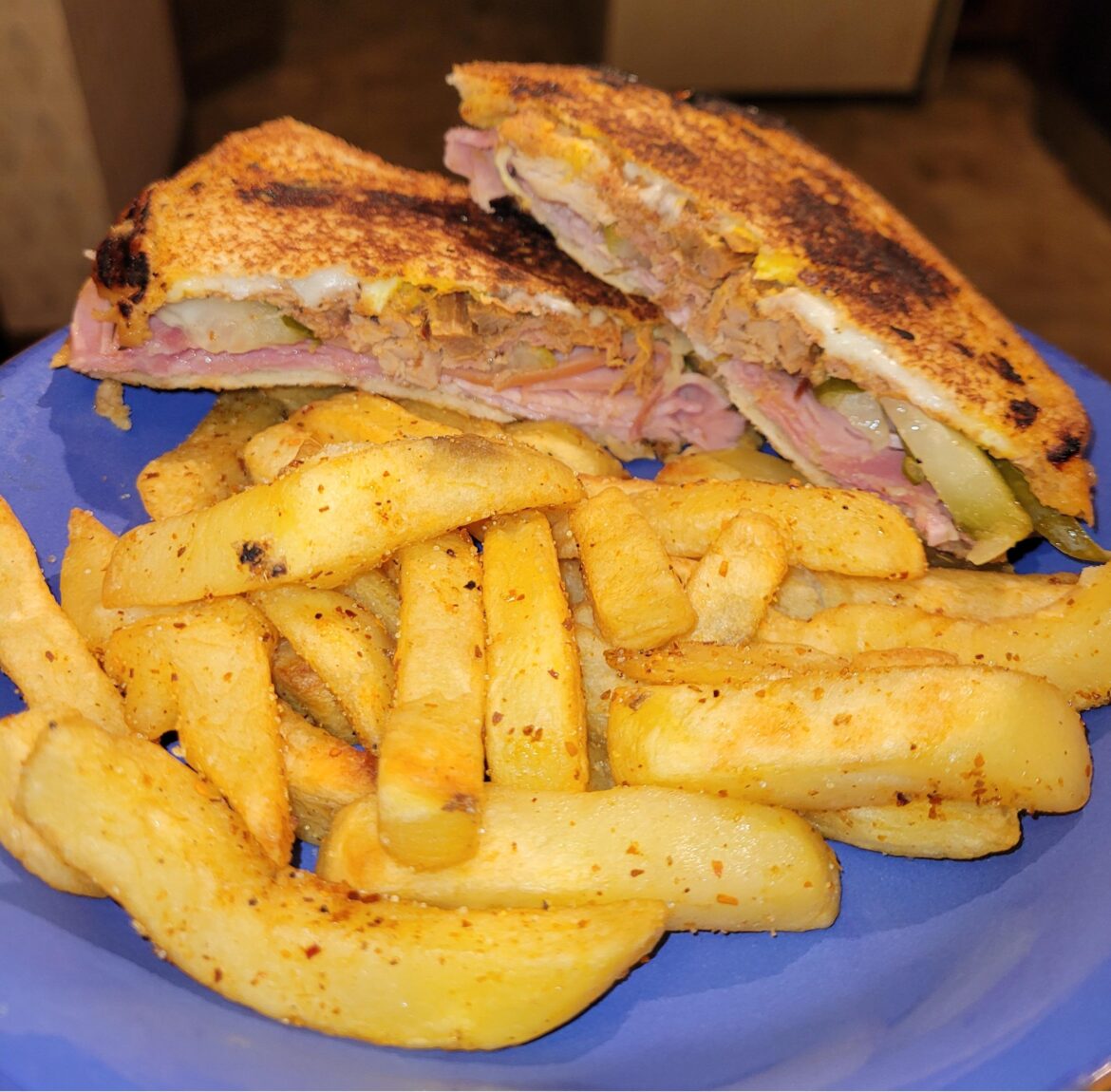 Low-Cal Version of a Cuban Sandwich for my South Floridians (sandwich 310 + two portions of fries 200)