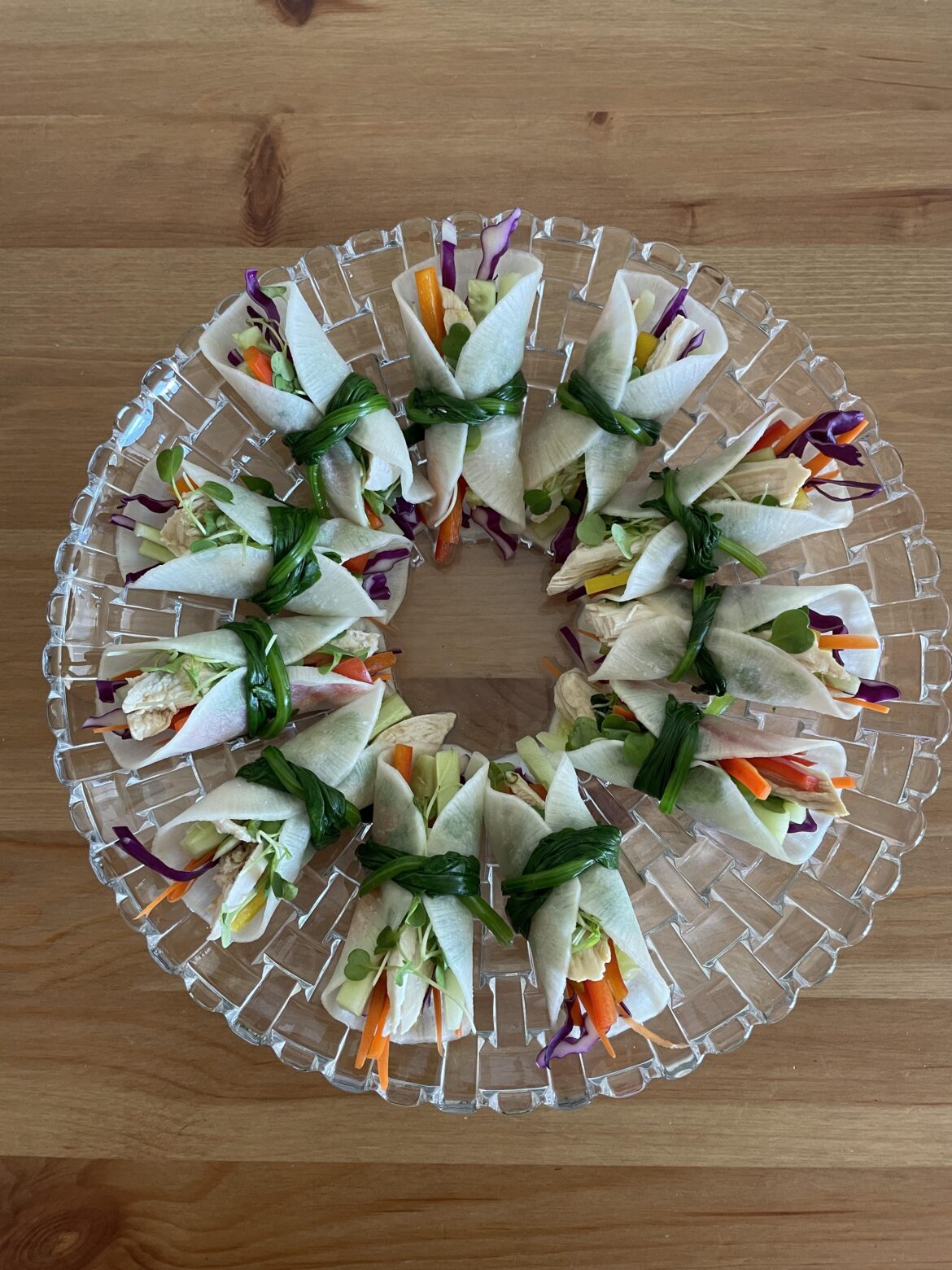 Veggies &chicken wrapped in pickled radish (쌈무)