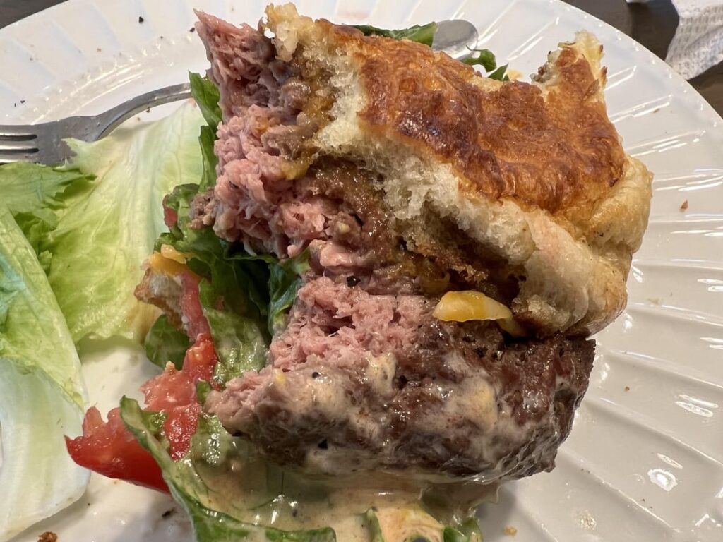 Lean sous vide burger, cast iron sear