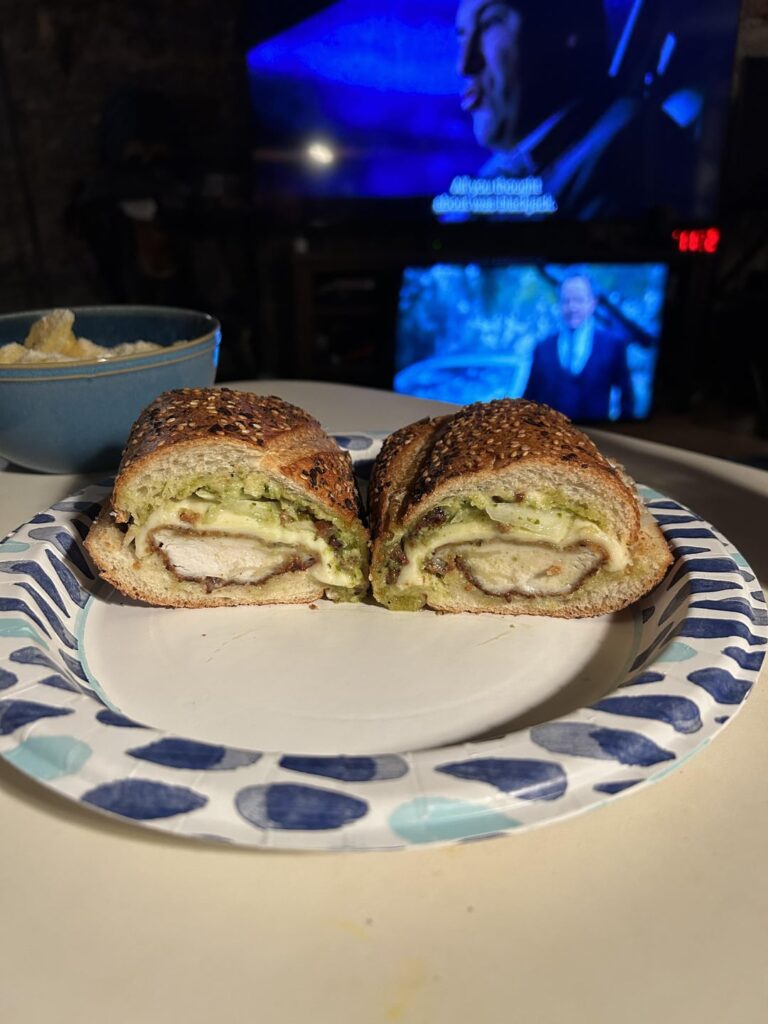 Chicken cutlet mozz pesto
