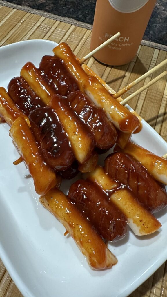 소떡소떡 Sausage rice cake skewers