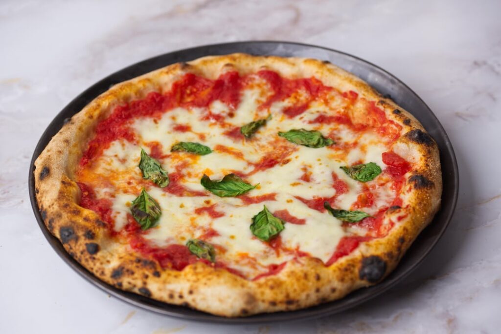 Margherita with poolish.