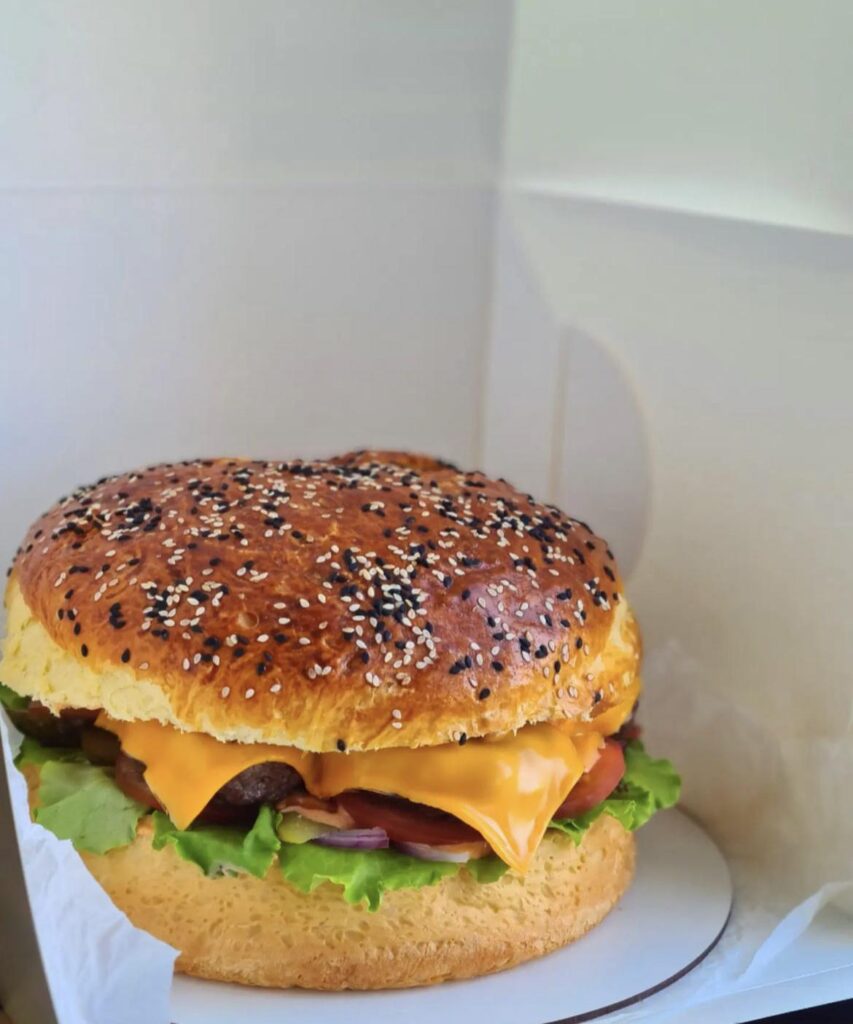 There's something missing in the picture of the meat juice, but it was there, I promise.