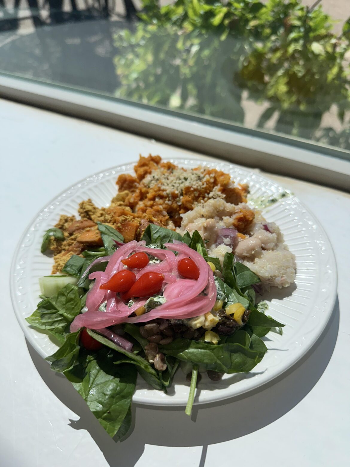 Daily lunch— life is so good! 16 vegetables on one plate Daily lunch— life is so good! 16 vegetables on one plate