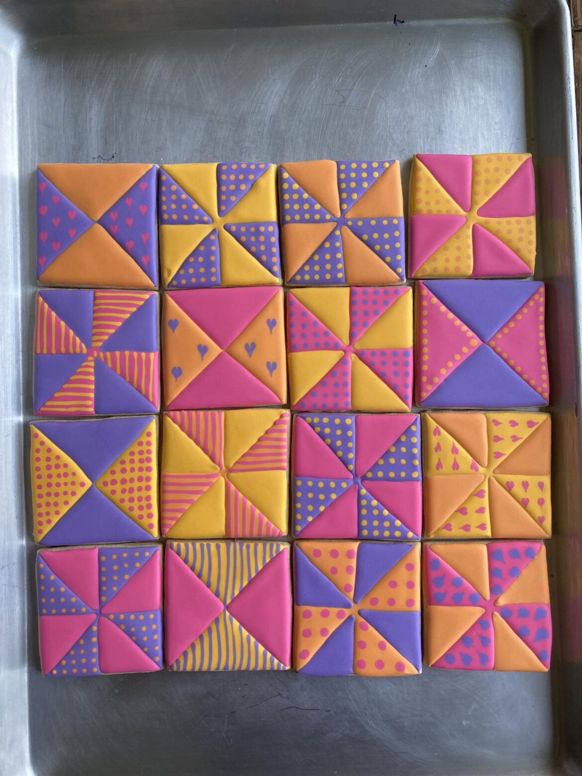 I tried combining my two main hobbies: baking and quilting