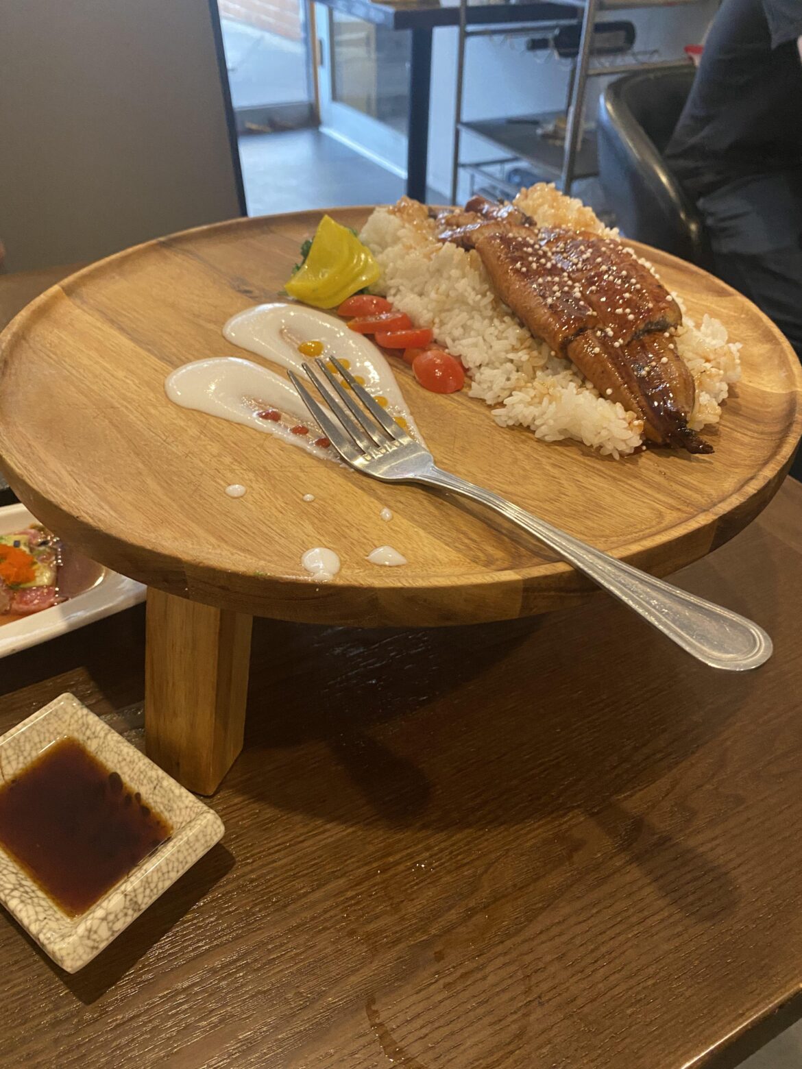 unagi on a tiny table
