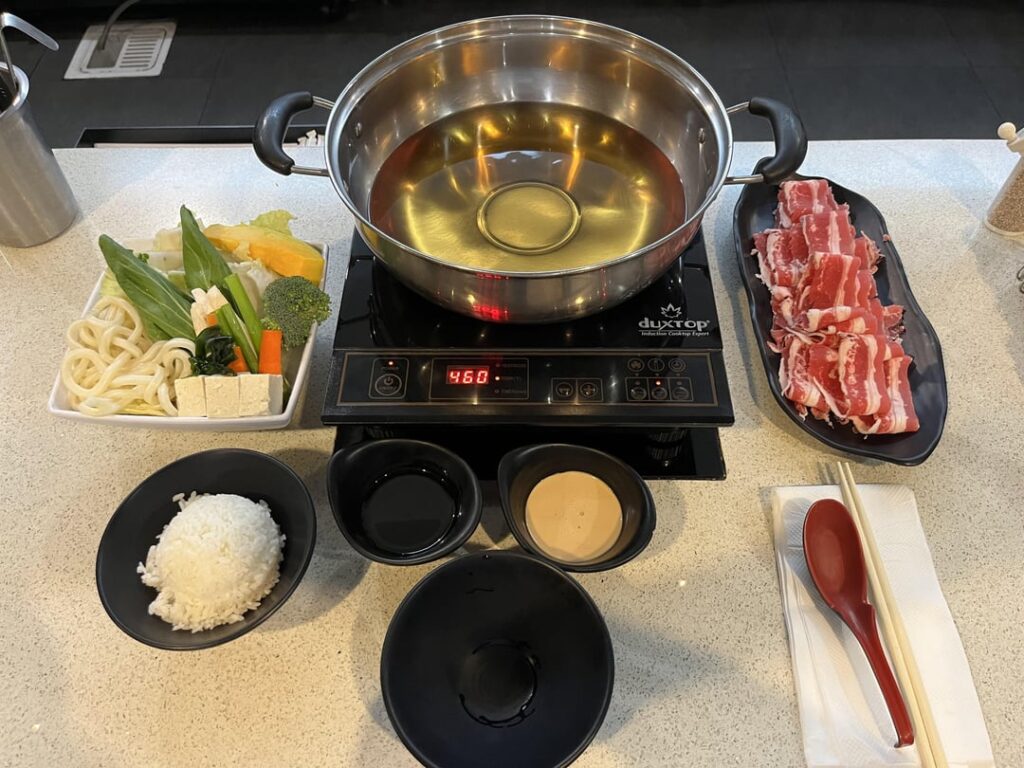 Beef Toro Shabu Dinner (Large) + Hot Green Tea at Oseyo Pasadena ($22)