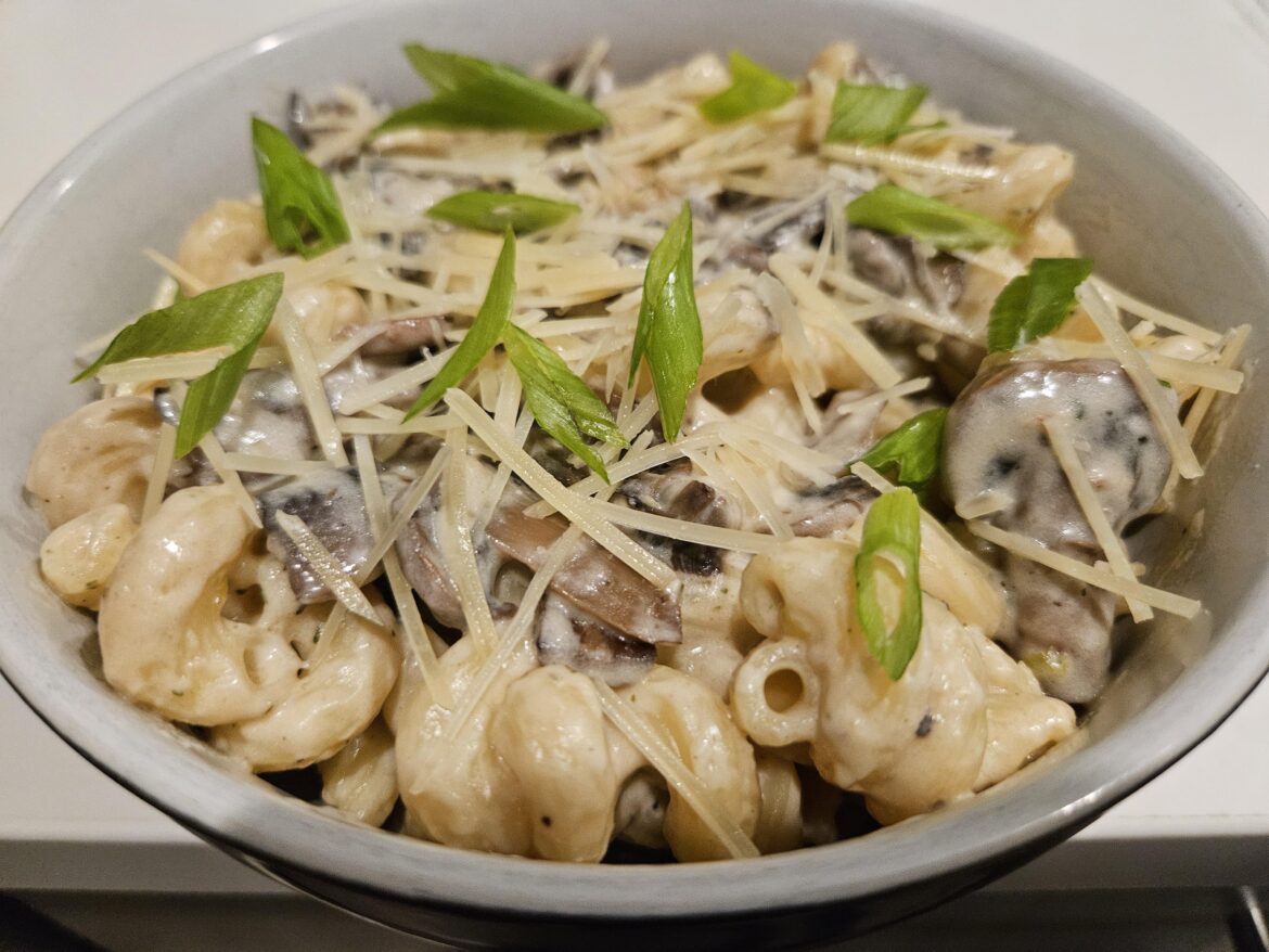 'Creamy Dreamy...' Mushroom Cavatappi with Extra Cream Cheese