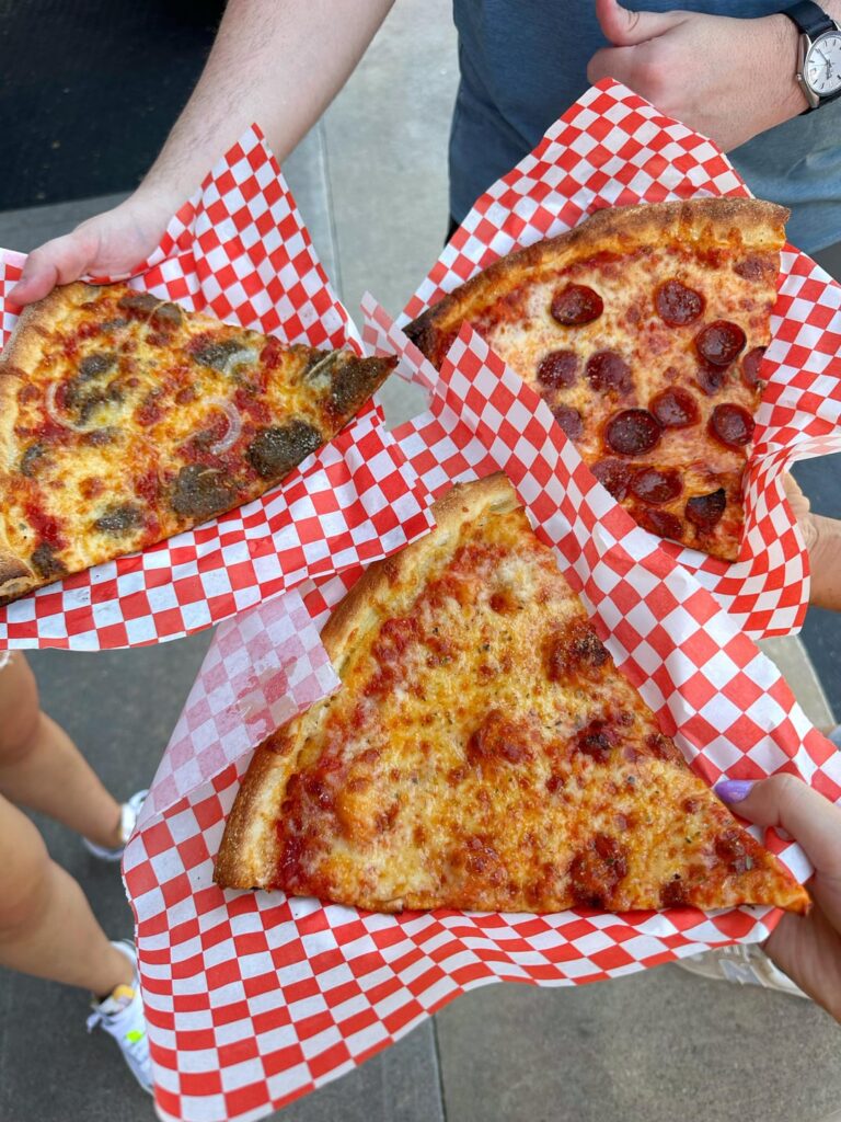 Dine with Maui Thanks