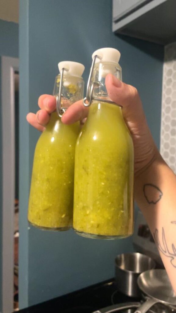 5 pepper hot sauce (jalapeño, African fish pepper, green habanero, green Serrano, green holy moly)