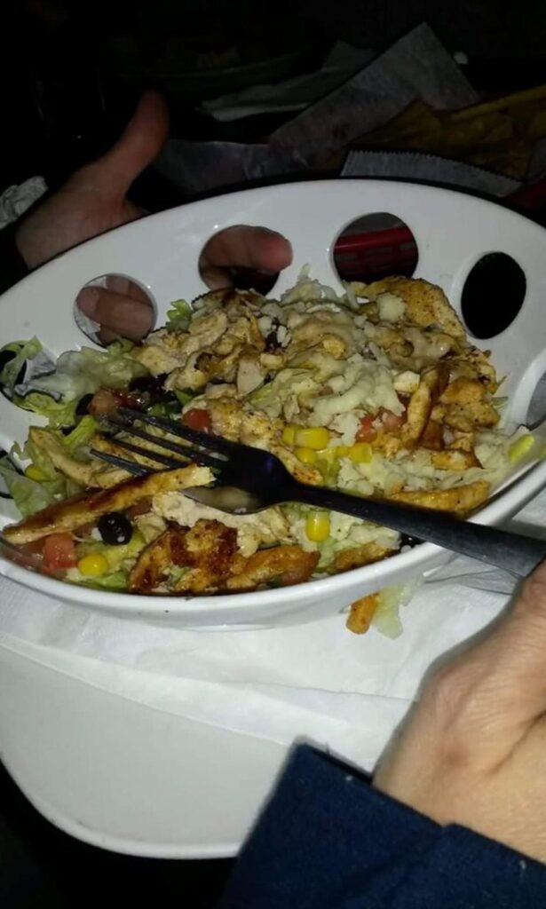 I want to keep the table clean when eating, thanks