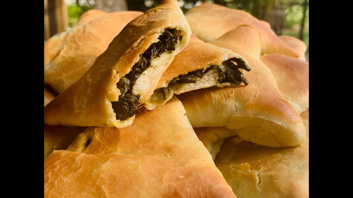 Spinach Fatayer Recipe using the 10 minute Dough ( Spinach Pies)10 minute dough recipe/ بالسبانخ