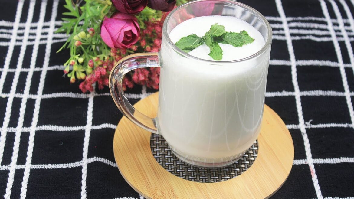 Labneh Turkish Yoghurt Refreshing Summer Drink I Chilled Mint Lassi