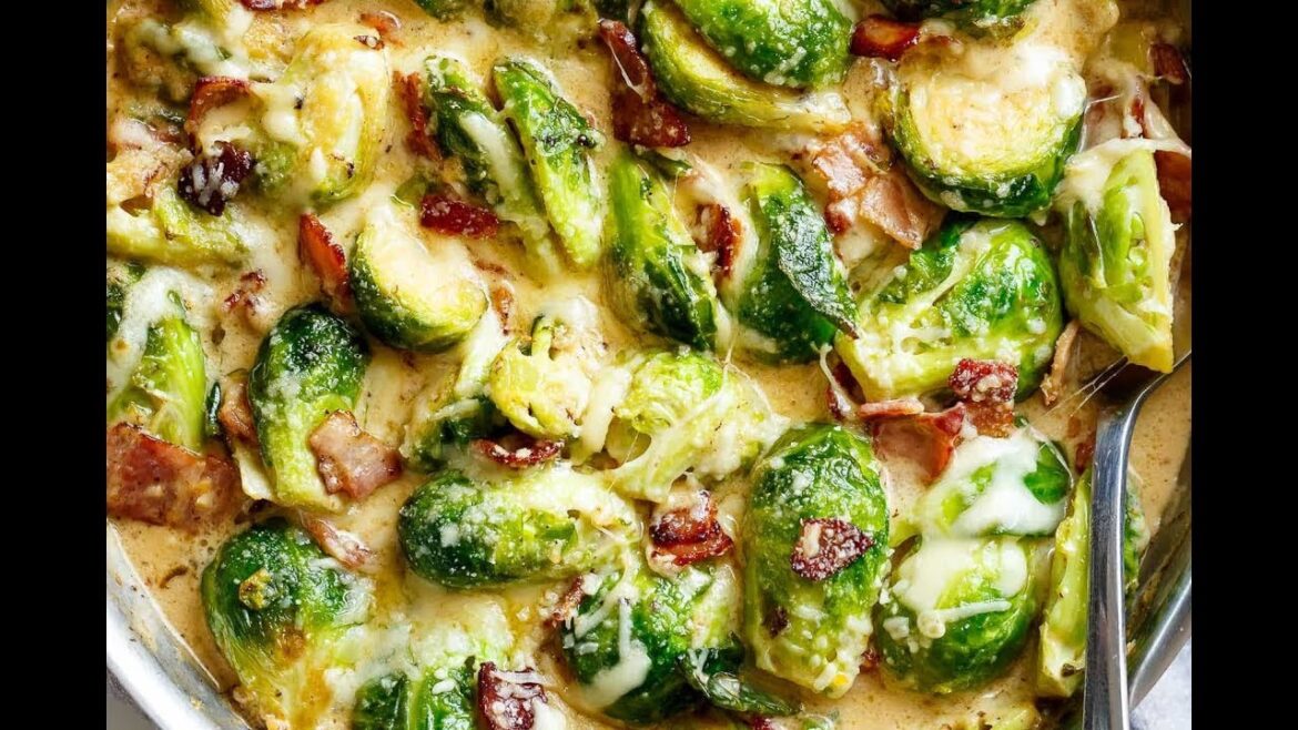 Creamy Garlic Parmesan Brussels Sprouts & Bacon