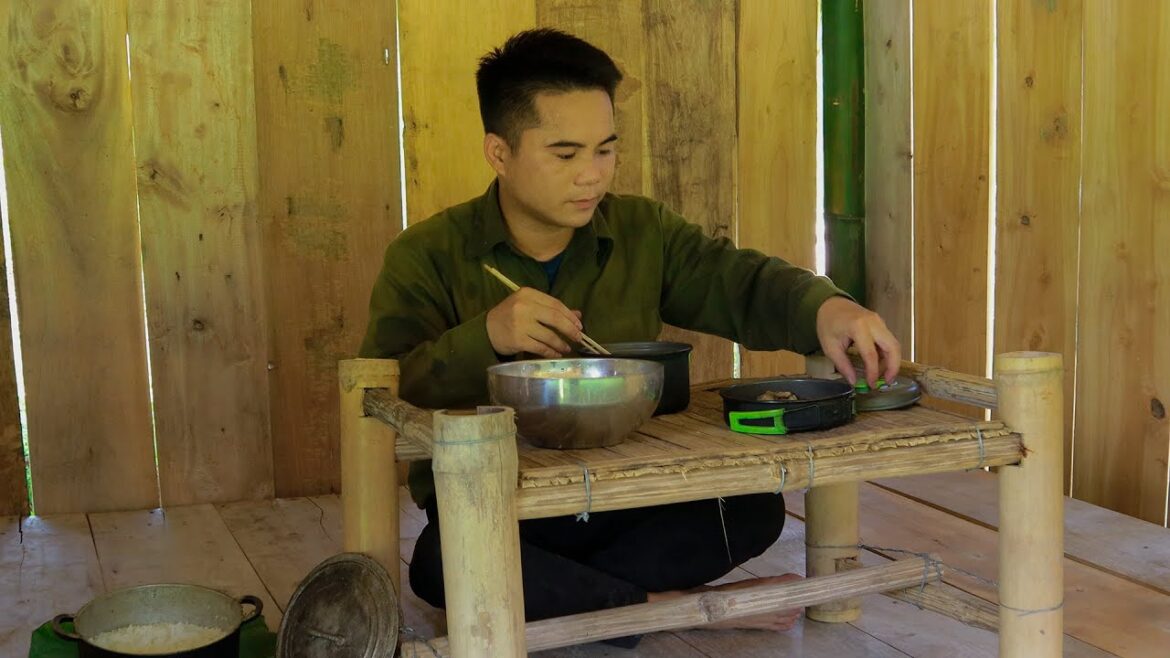 Make a Bamboo Dining table, take care of the green vegetable garden - orphan boy - hai anh farm