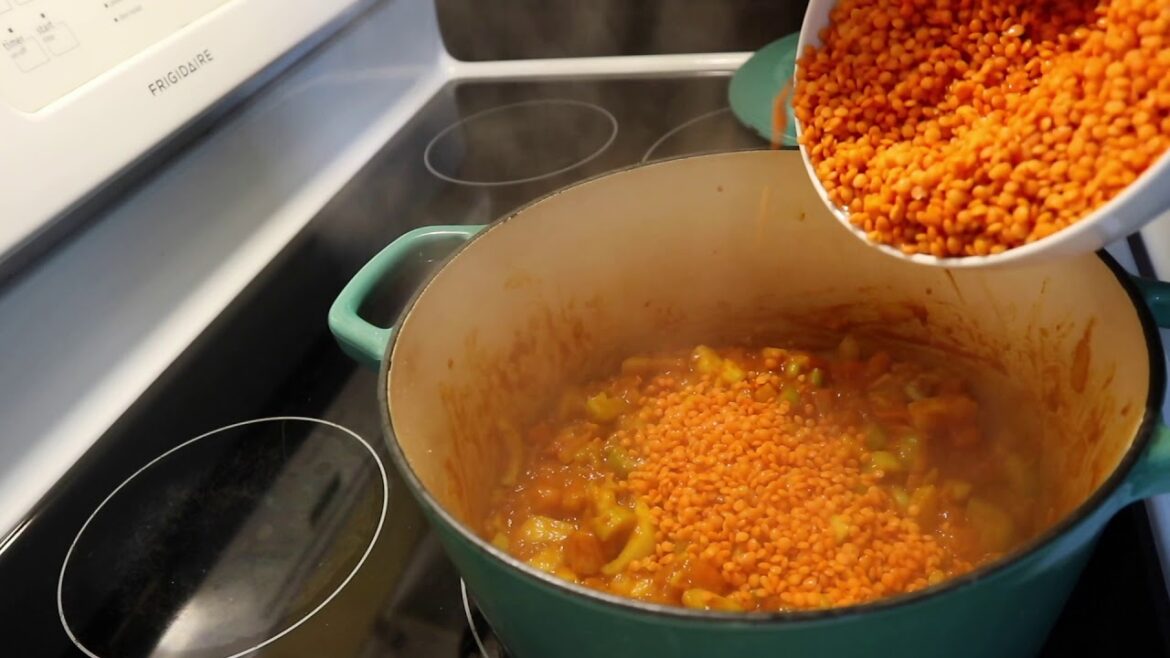 Moroccan lentil soup. Quick! Vegan. Tasty!