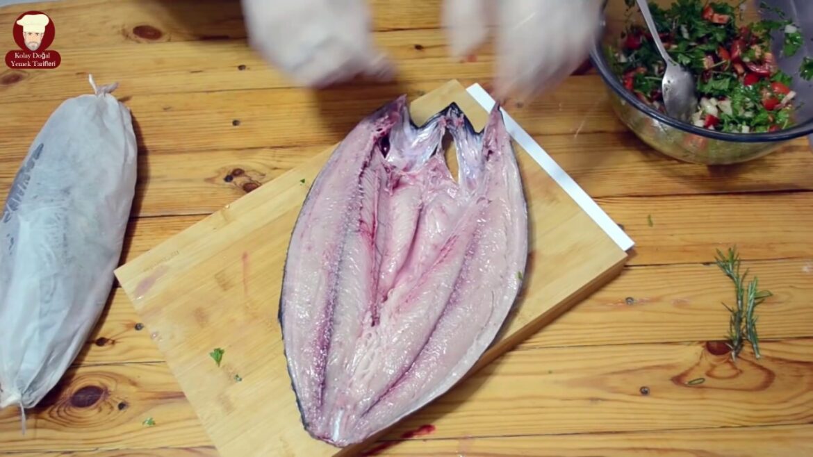 Fırında Efsane Palamut Balık Tarifi (Oven Baked Bonito Fish Recipe)