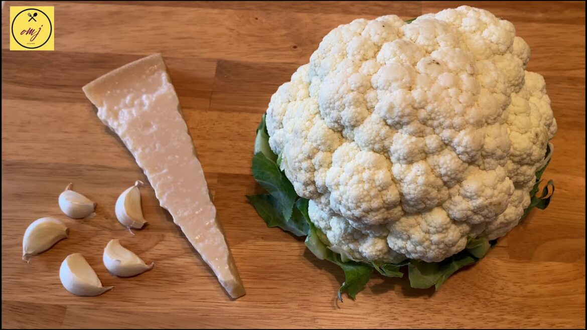 GARLIC PARMESAN ROASTED CAULIFLOWER | How to Roast Cauliflower