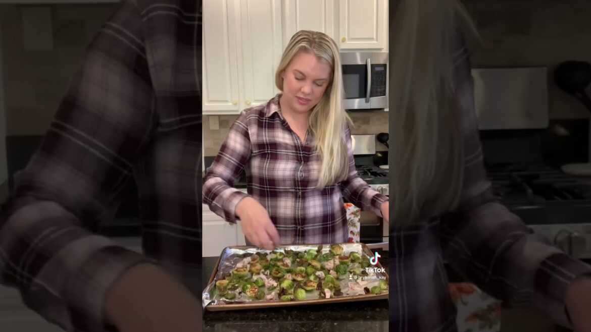 ROASTED BRUSSEL SPROUTS WITH BALSAMIC GLAZE + PARMESAN CHEESE | EASY THANKSGIVING RECIPES