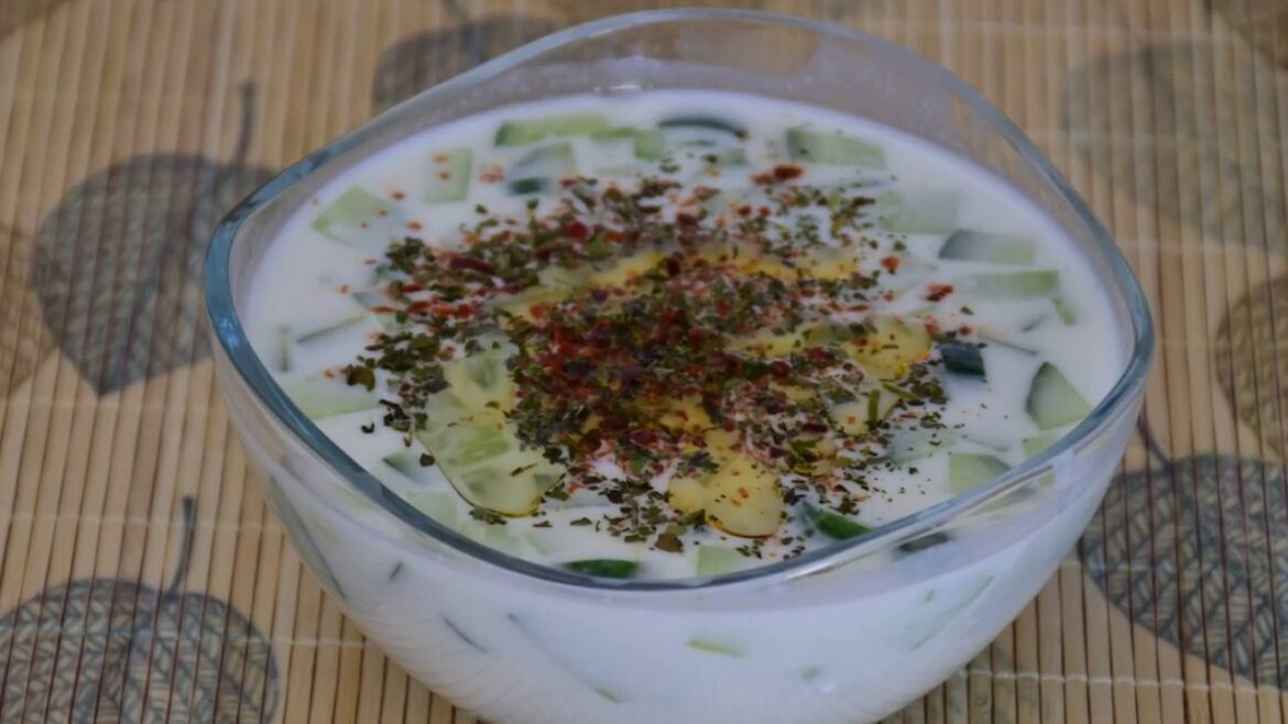 CACİK RECİPE / Yoghurt With Cucumber (Very Easy Turkish Apetizer ) CACİK RECİPE / Yoghurt With Cucumber (Very Easy Turkish Apetizer )