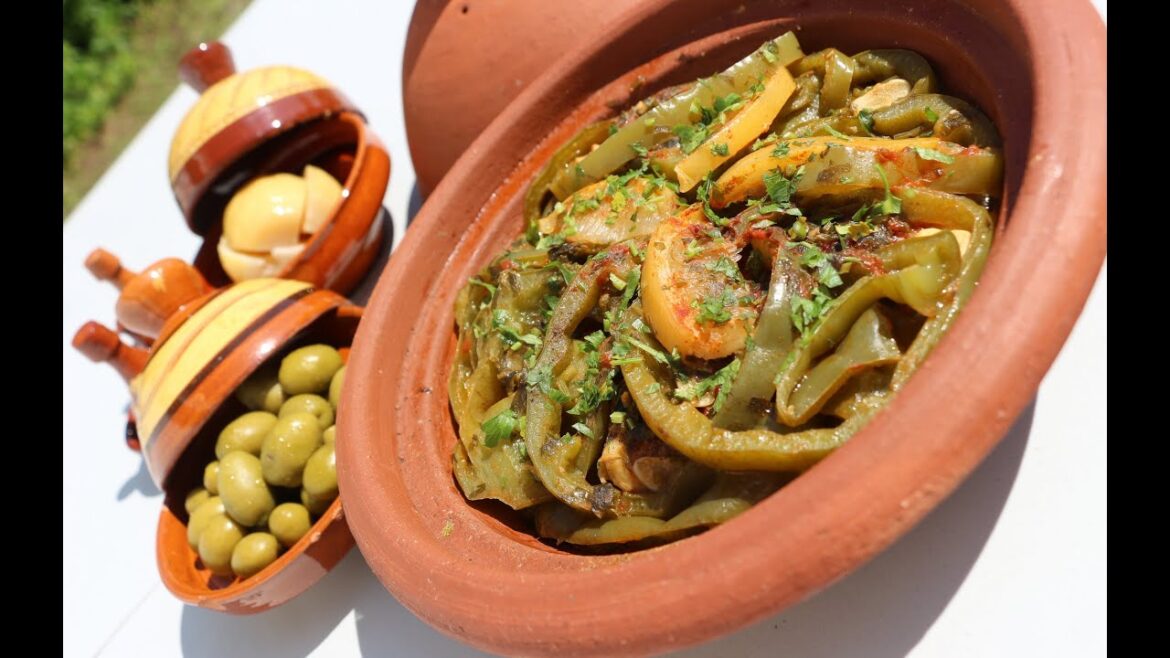 Recette de Tajine au poisson/Moroccan Fish Tagine-Easy Recipe-Sousoukitchen Recette de Tajine au poisson/Moroccan Fish Tagine-Easy Recipe-Sousoukitchen