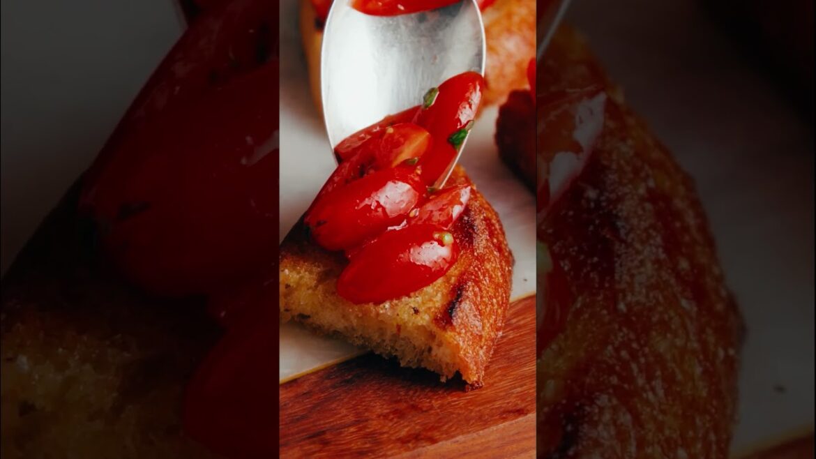 Easy Cherry Tomato Bruschetta | Minimalist Baker Recipes Easy Cherry Tomato Bruschetta | Minimalist Baker Recipes