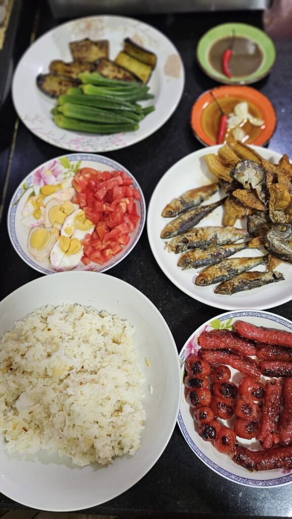try this filipino style breakfast