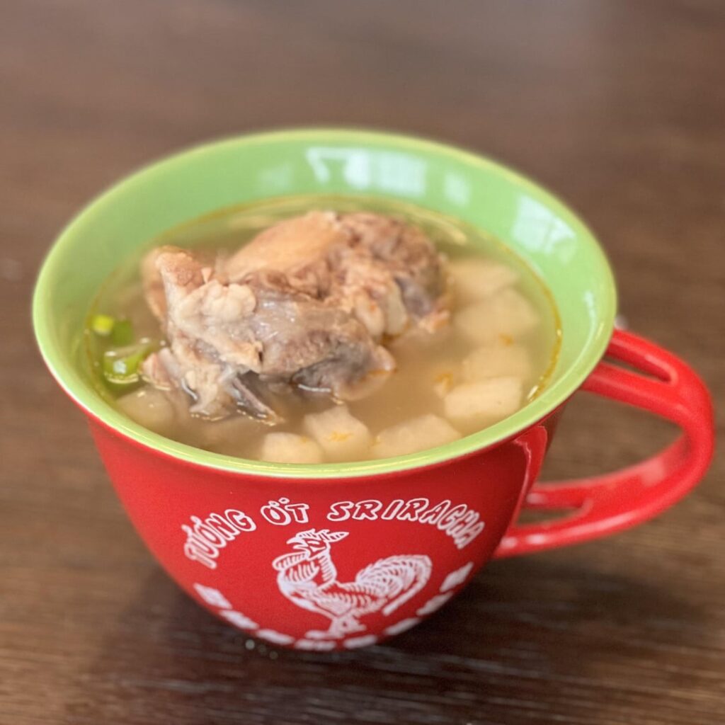 first time making oxtail soup🍲