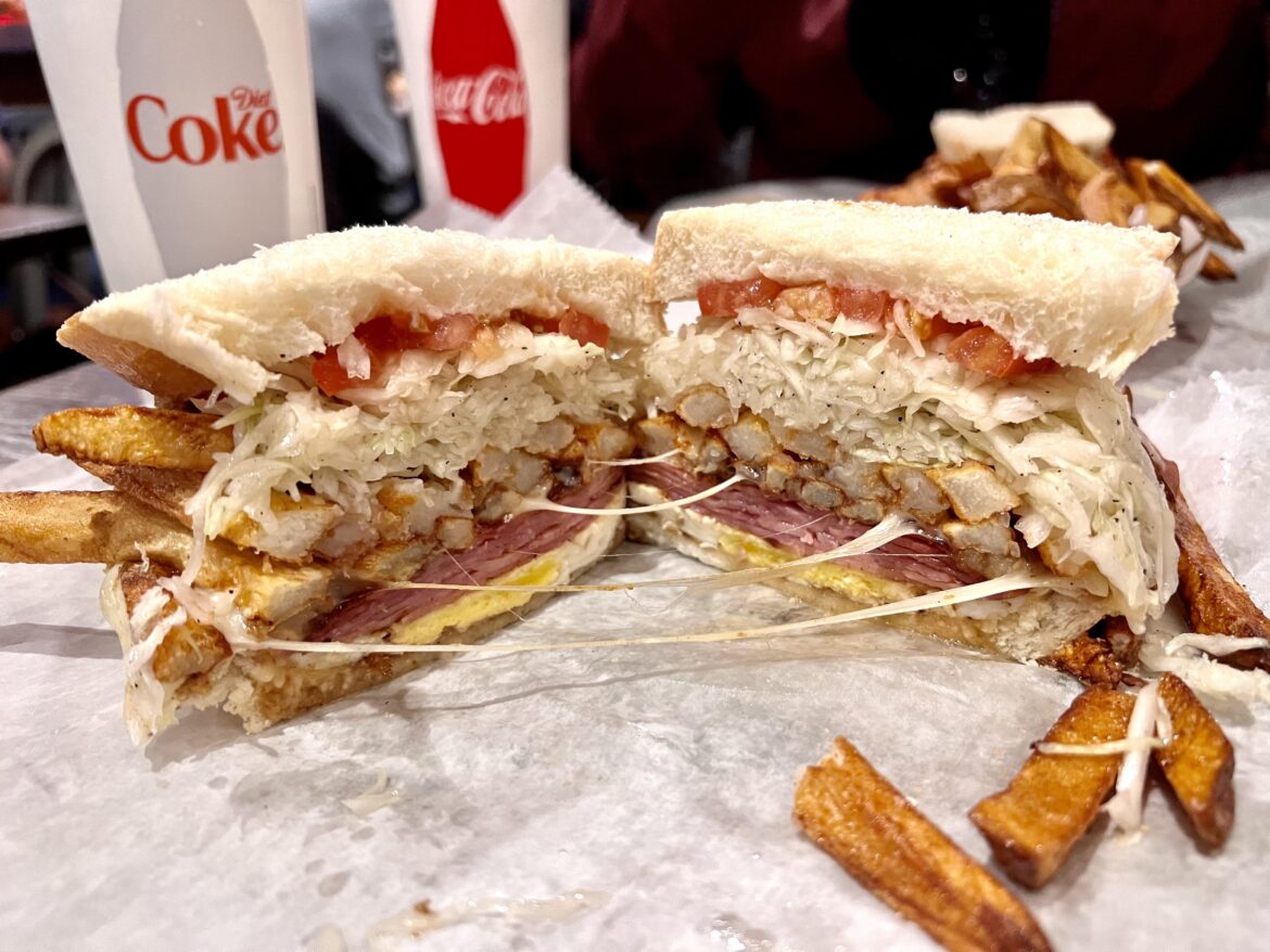 [I Ate] First Primanti Bros Sandwich While In Pittsburgh