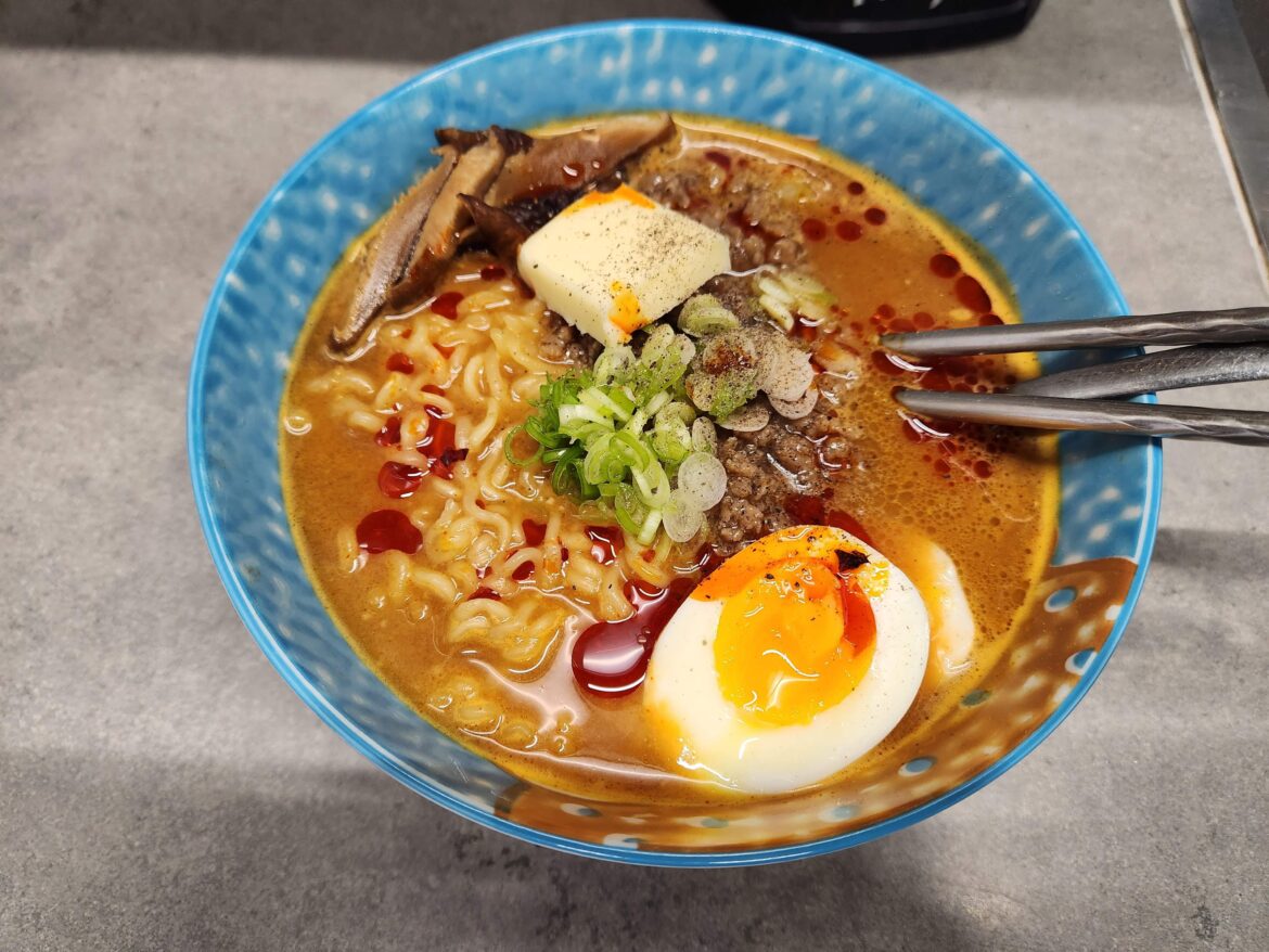 "Miso" (actually doenjang) ramen