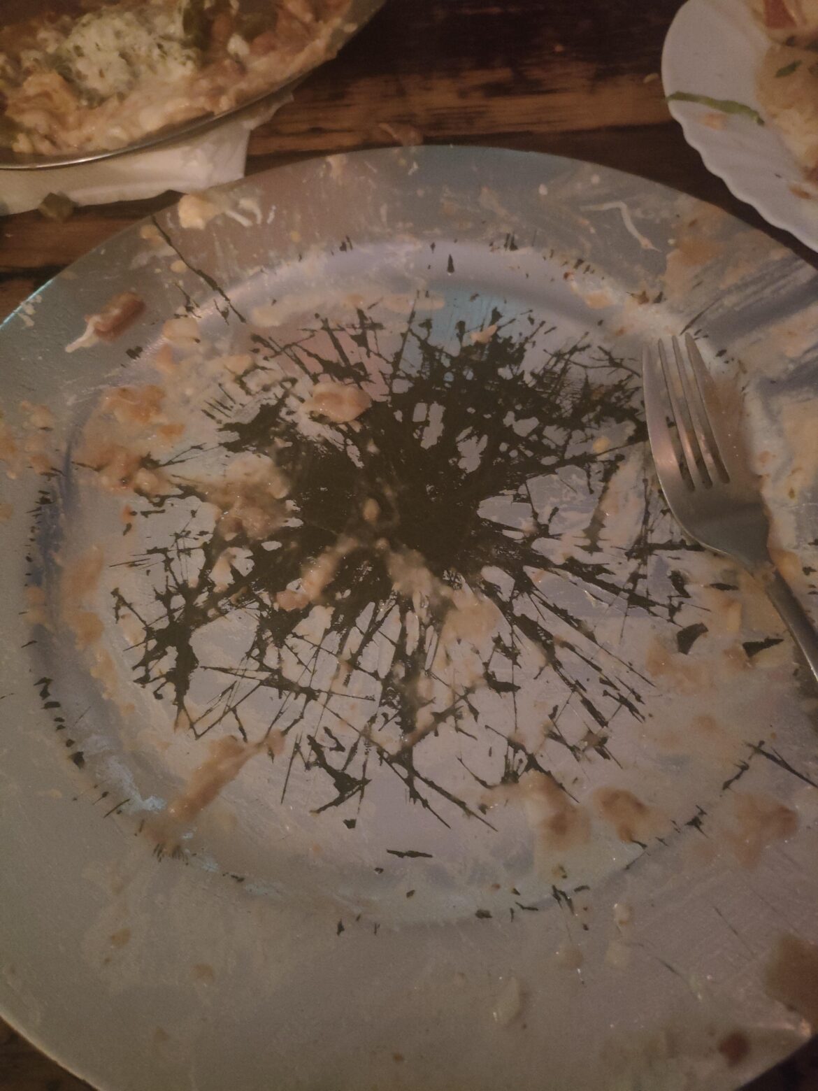 When the restaurant re-uses aluminium plates...