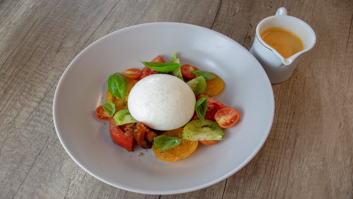 Burrata salad !