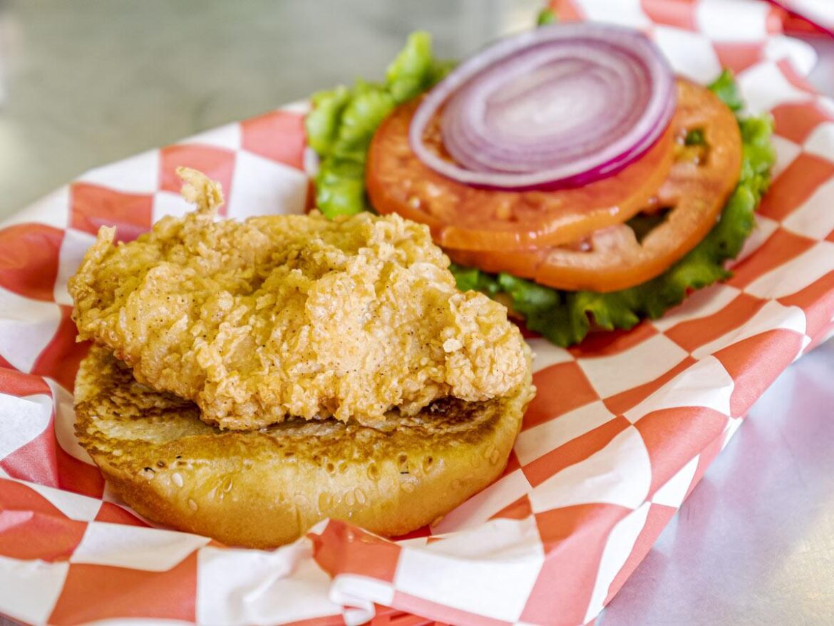 Fried chicken sandwich