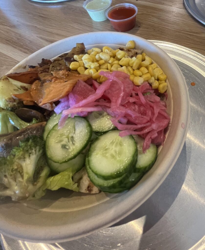 cal estimate? bowl with salad base, cooked brococli & mushroom, cooked sweet potato, cucumber, pickles onions,corn and grilled chicken?