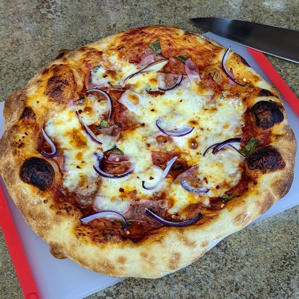 Haven't made pizza in a long time, extremely happy with how these turned out.