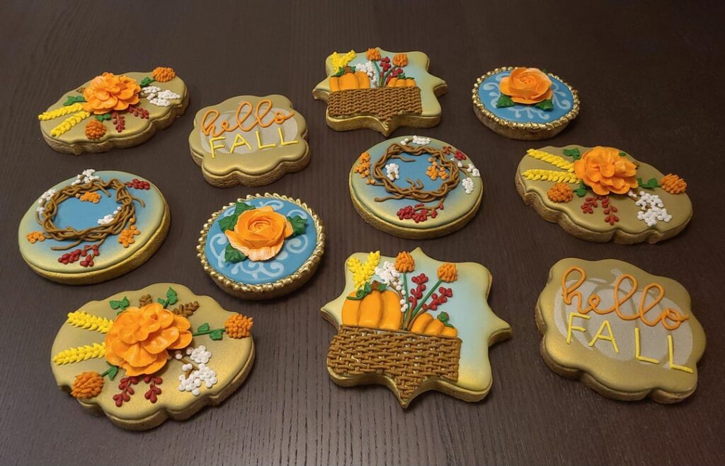 Caved and made some fall cookies!