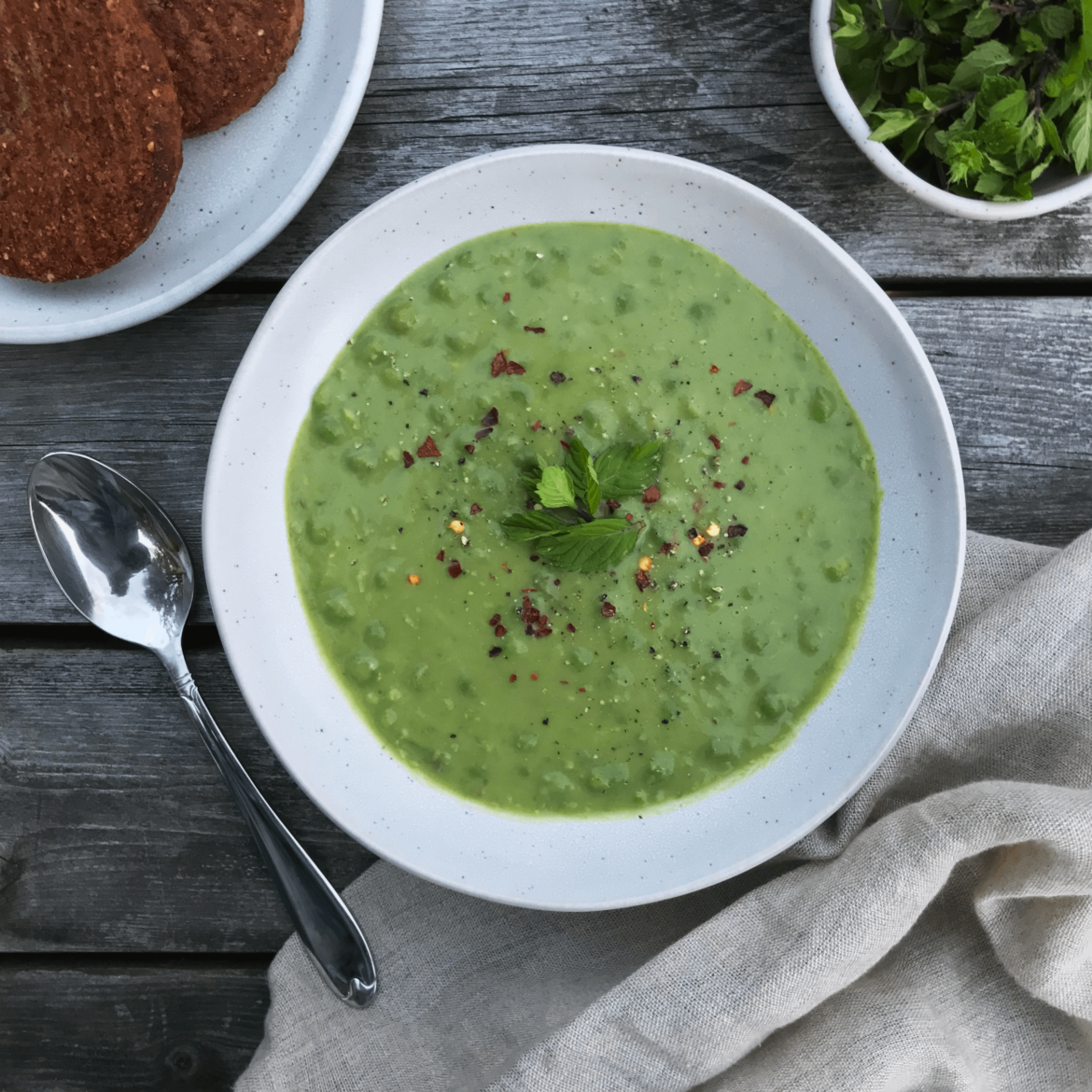 Minty Green Peas - This is a twist on the classic Hungarian staple, green pea "főzelék". Usually these cheap, healthy and filling dishes are served as weekday lunches. Originally they contain minimal to no spices in it, but I decided to add a few things. Recipe in the comments!