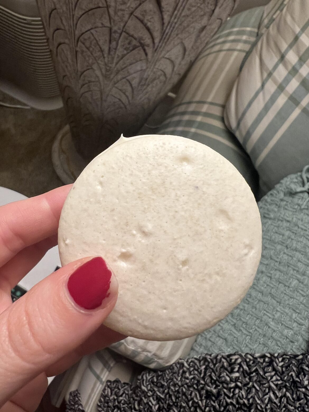 Popping air bubbles: how to make sure you get them all (what do you look for?) and how to fill them in once you’ve popped them so they bake smooth?