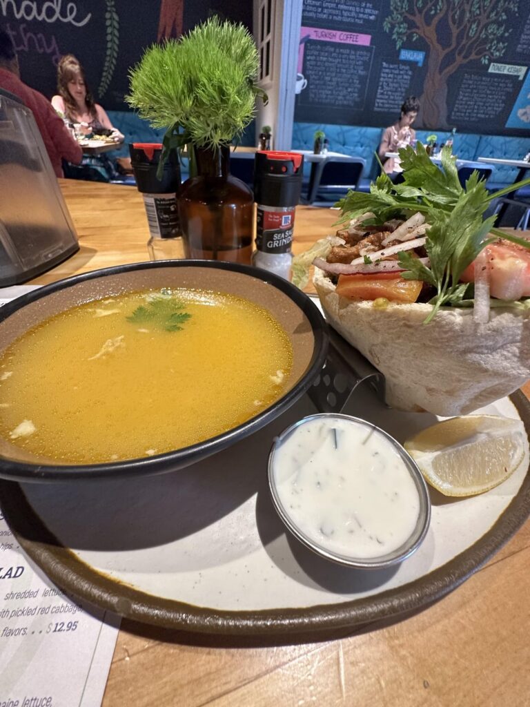 MezzeMe Turkish Kitchen’s cheap lunch special 🇹🇷🌞👍 MezzeMe Turkish Kitchen’s cheap lunch special 🇹🇷🌞👍