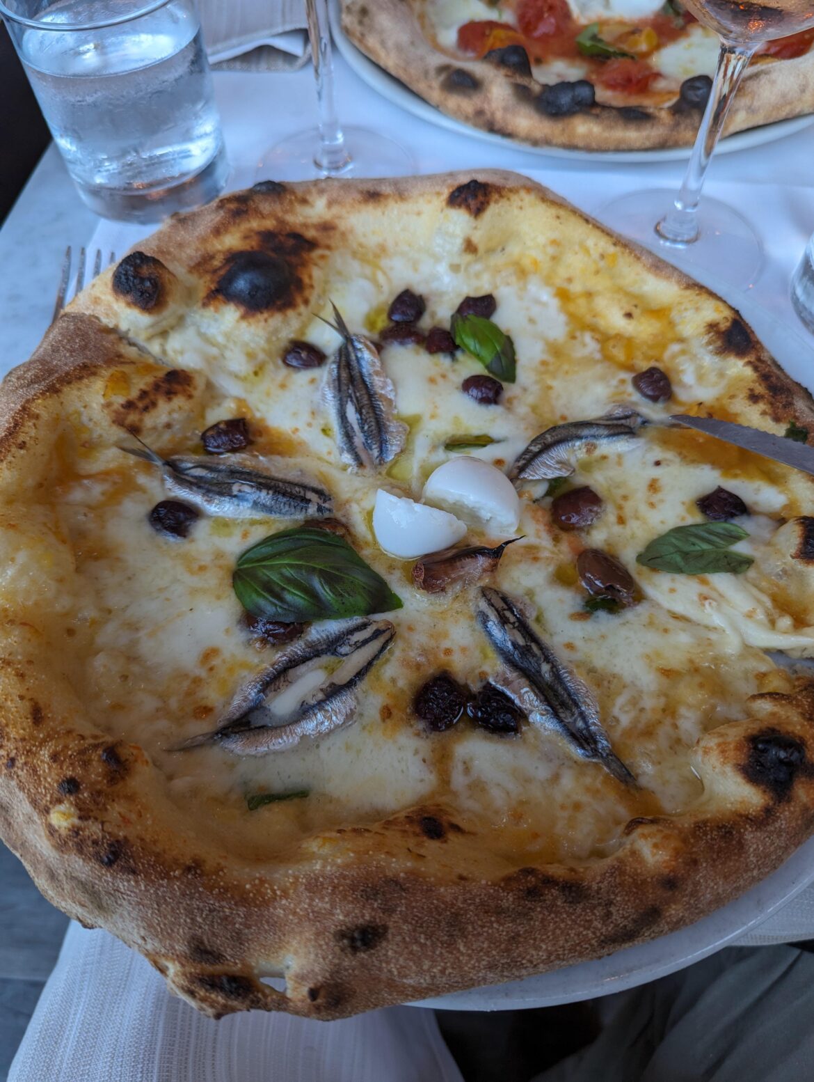Neapolitan fresh anchovy pizza suggestions