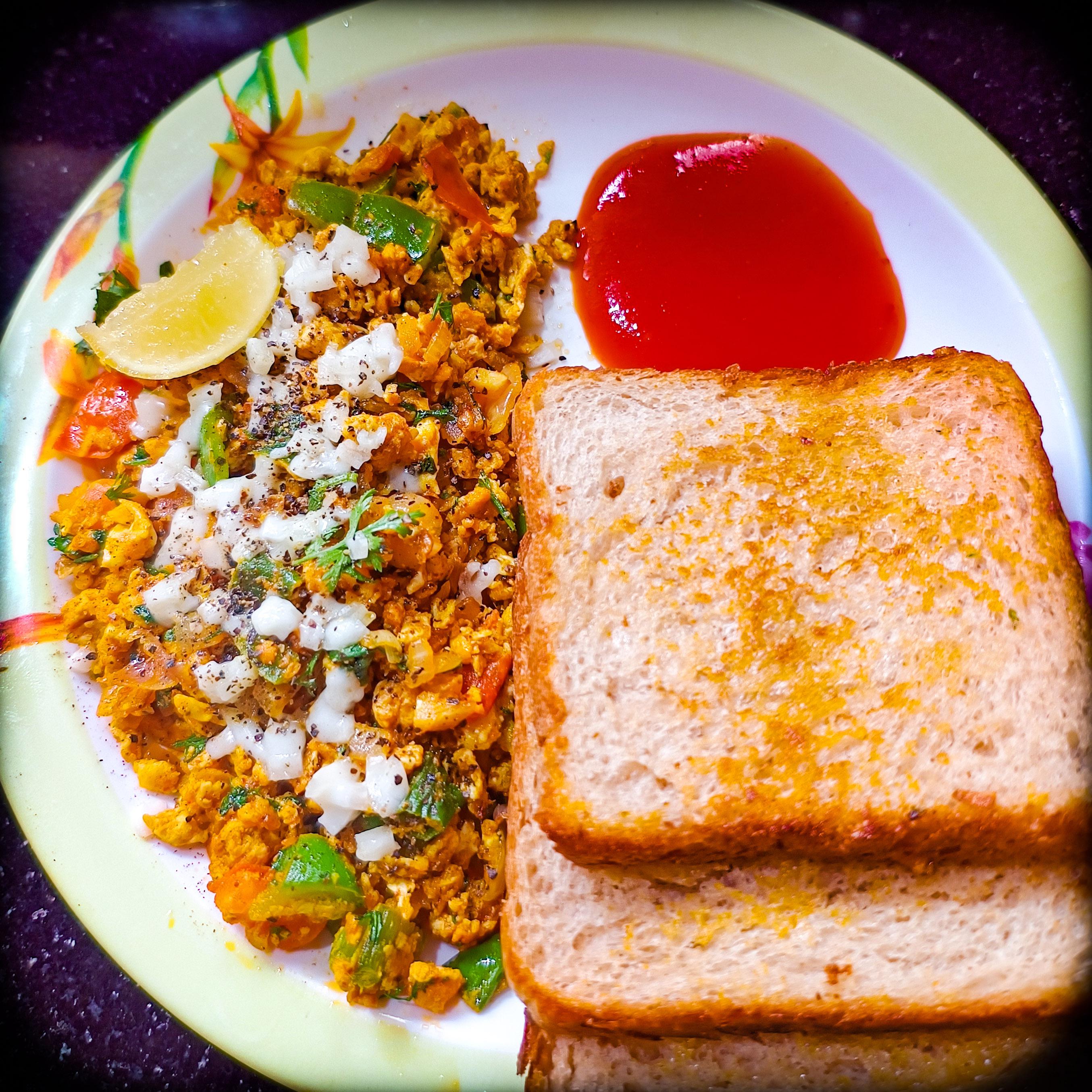 Cheese Anda Bhurji (Indian Scrambled eggs) Dining and Cooking