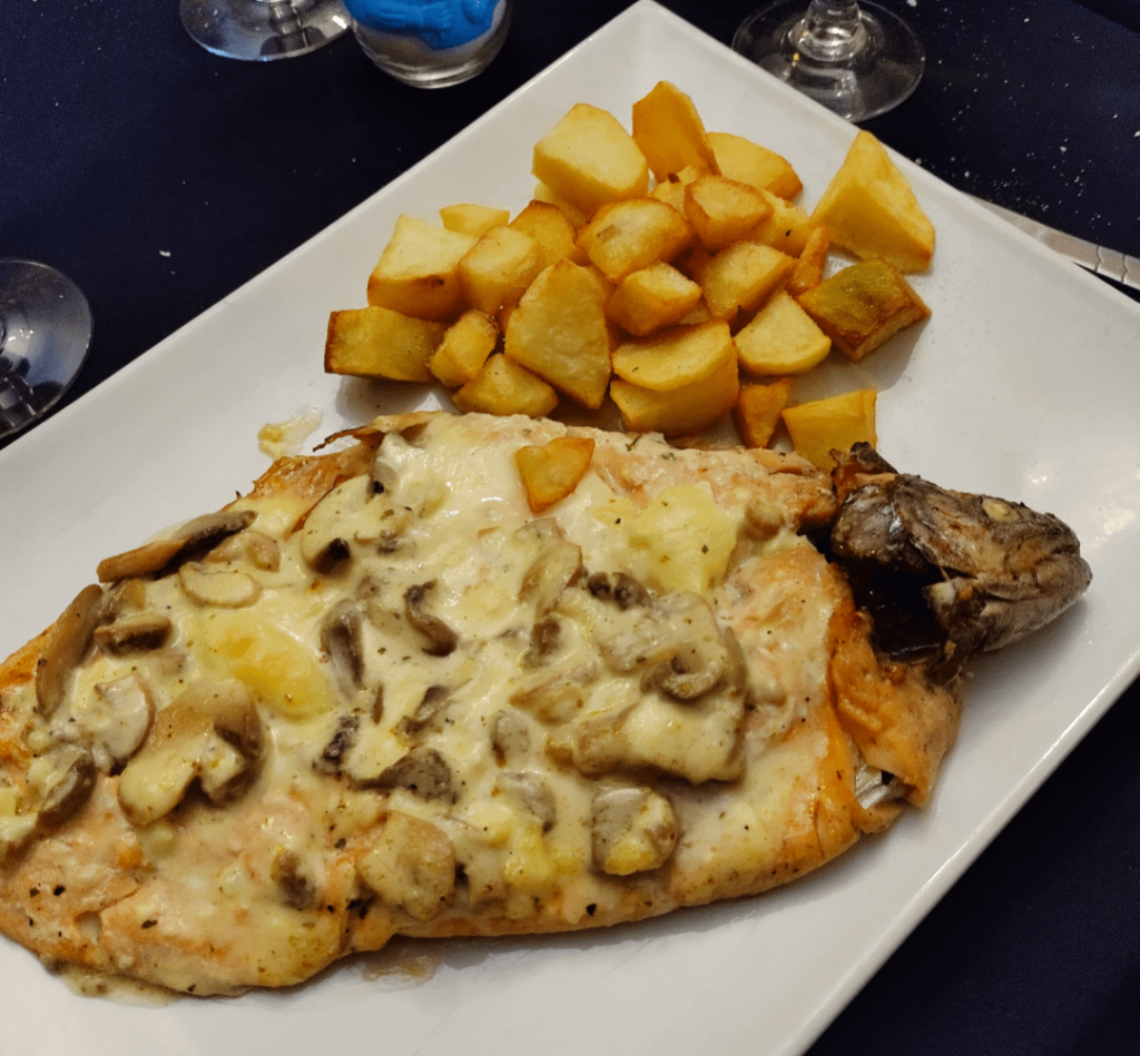 Pacu fish with potatoes y Mushrooms.