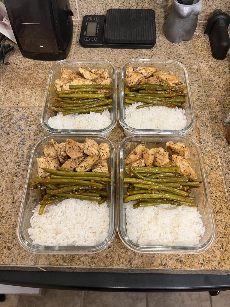 Chicken, spicy green beans & rice.
