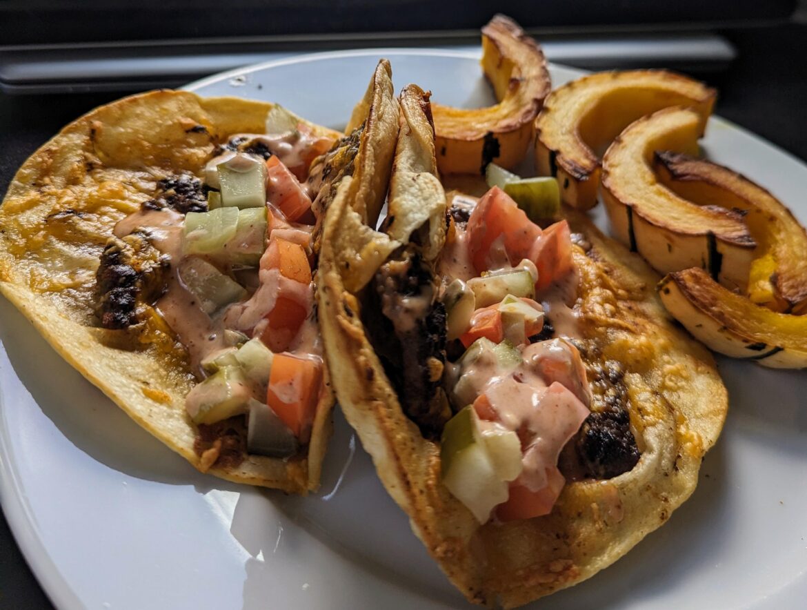 Smashed cheeseburger tacos 8/10