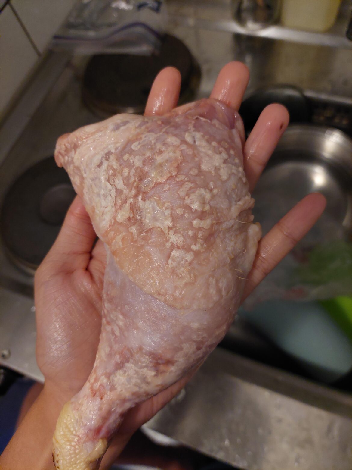 Is this chicken safe to eat? Is this chicken safe to eat?