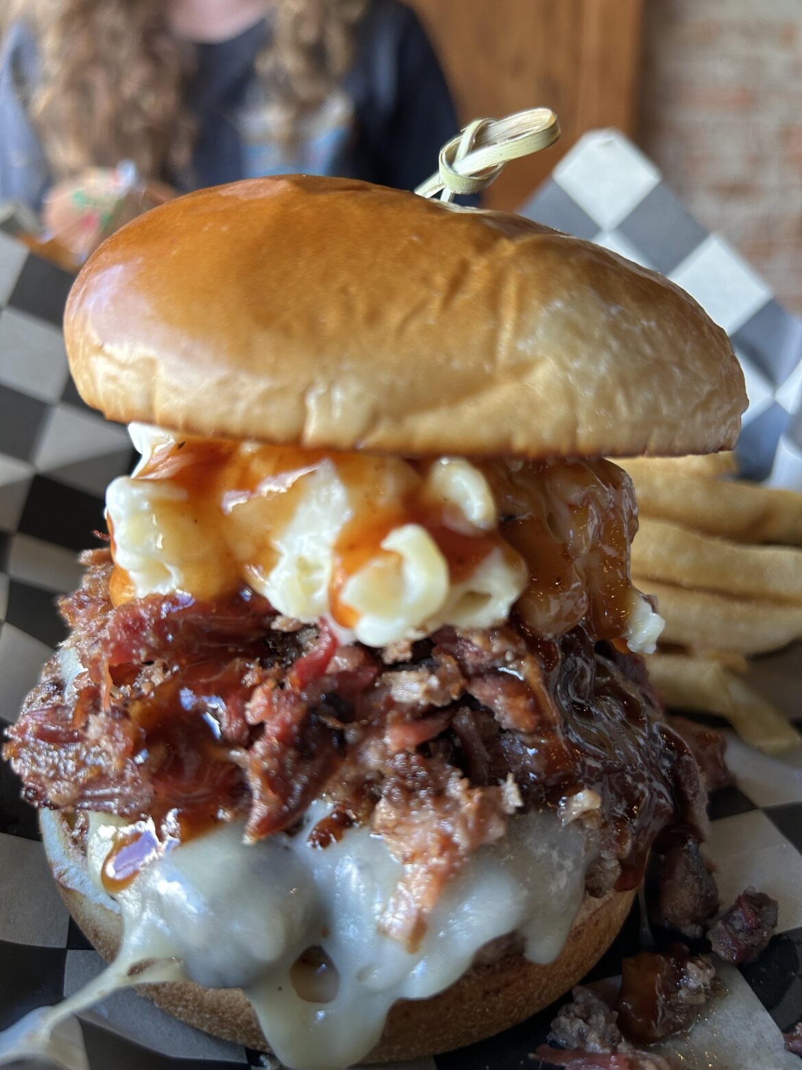 BBQ burger with brisket and Mac n cheese