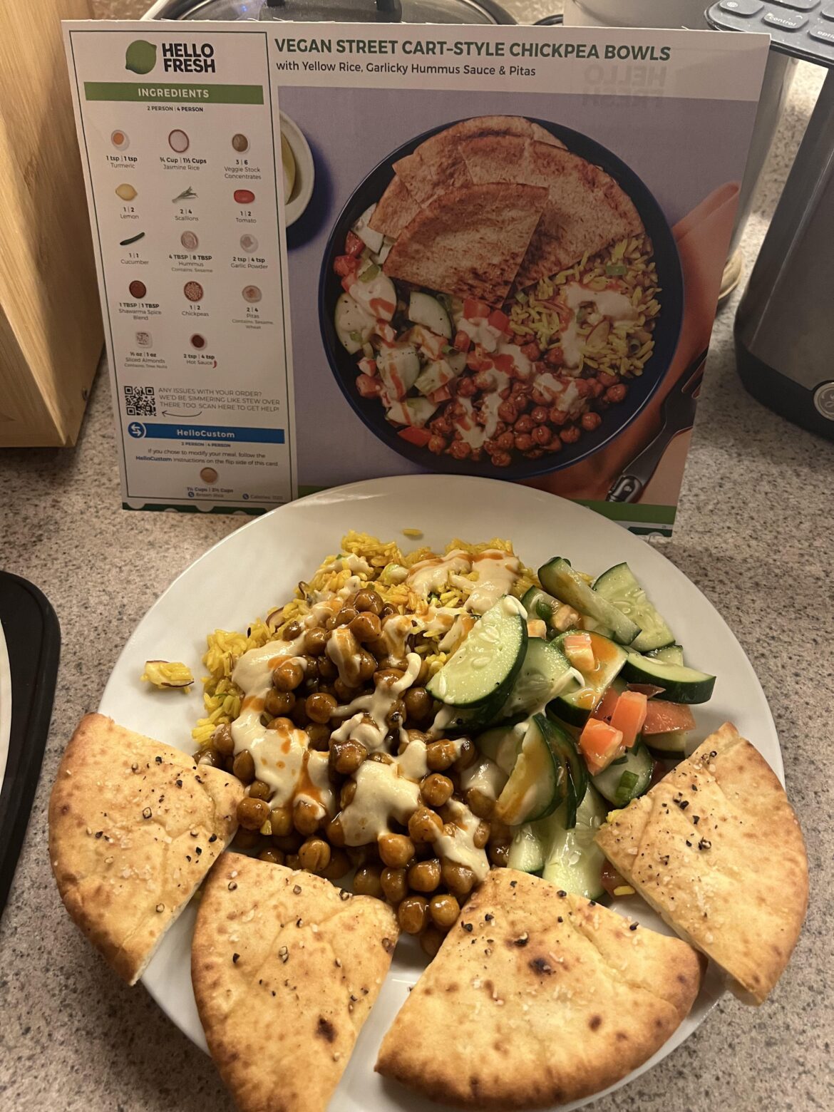 Vegan street cart style chickpea bowls. It was good ⭐️⭐️⭐️⭐️⭐️😋