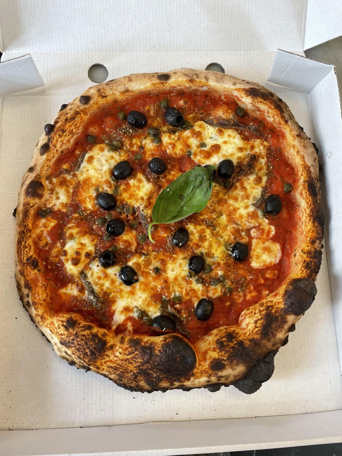 Ciao, new here! Neapolitana (with fior di latte)I made yesterday