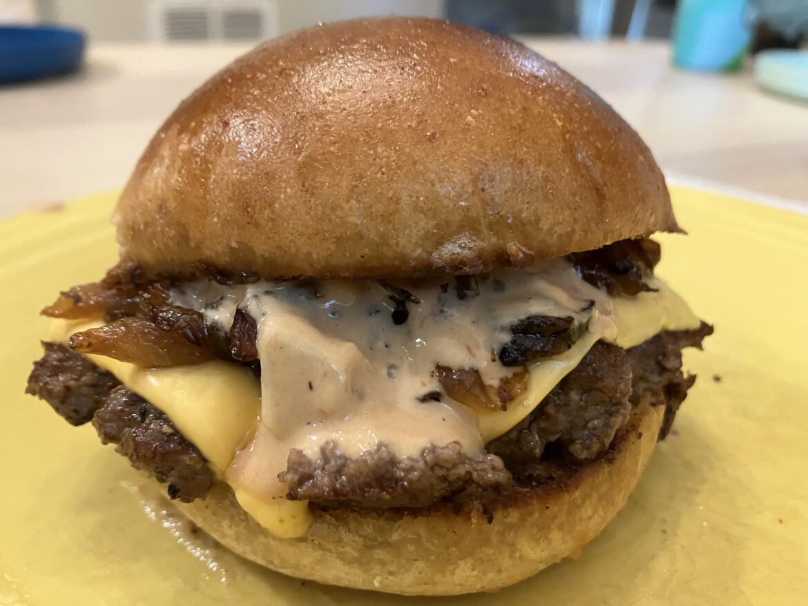 Upping my smashburger game with the baking steel